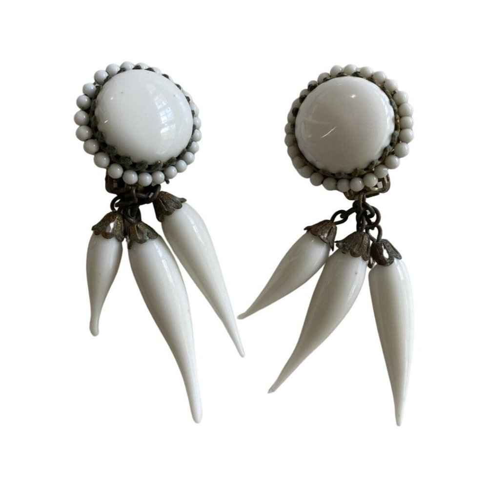 Unique Vtg White Lucite Clip On Earrings Dangle Drop 3 Tassel Boho Style